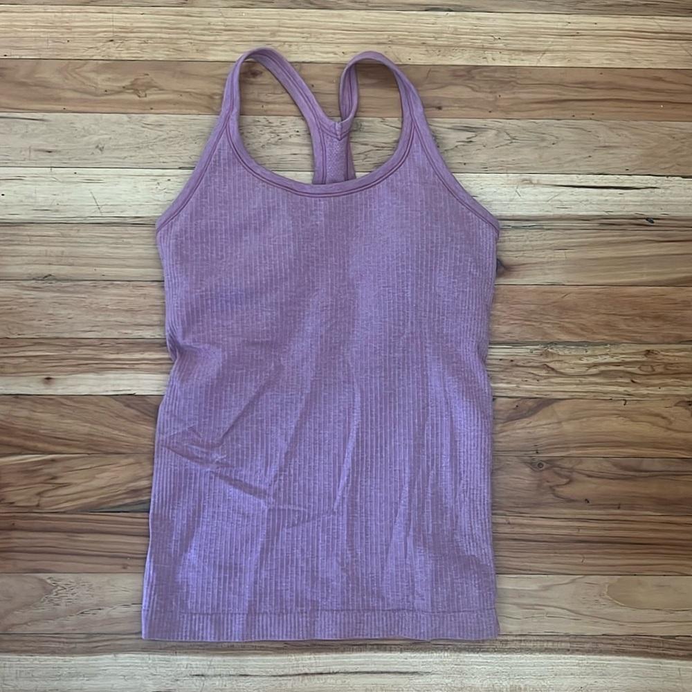 Lululemon Tank Top with built in bra in the color Mauve